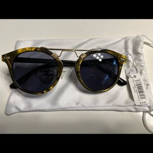 NEW WITH TAGS, NEVER WORN. The Royal Standard Olive Green Sunglasses.